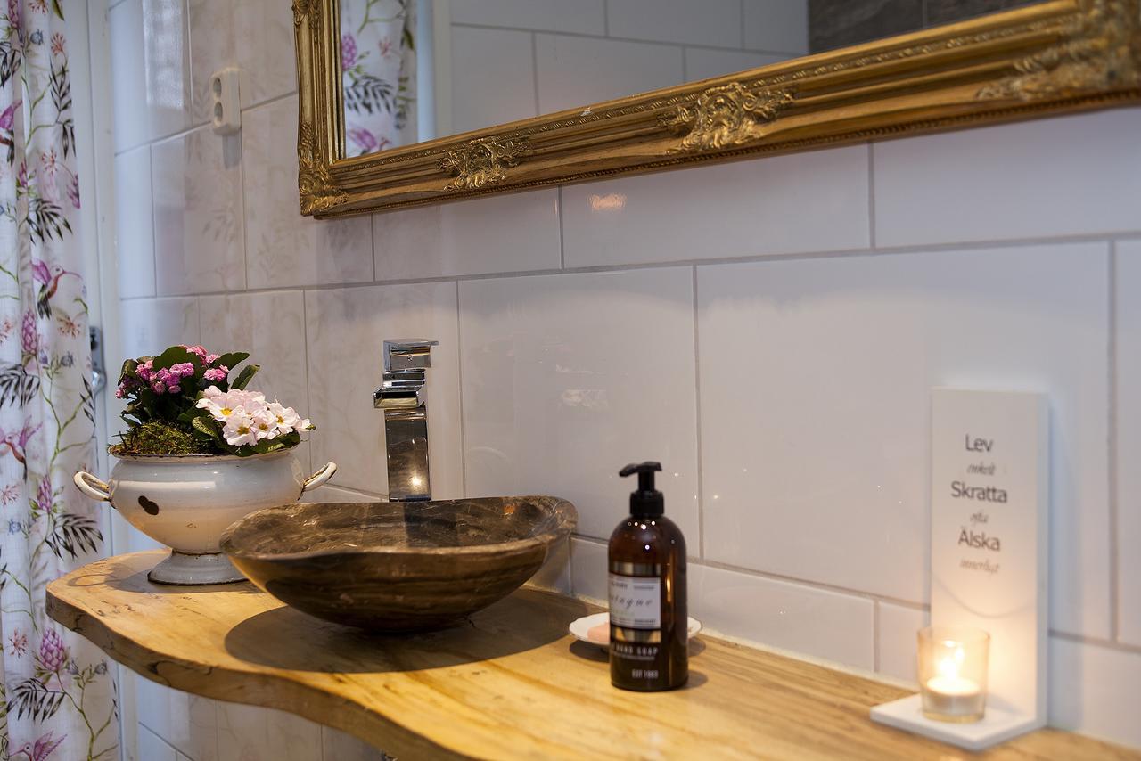 Berte Bed&Breakfast Slöinge エクステリア 写真